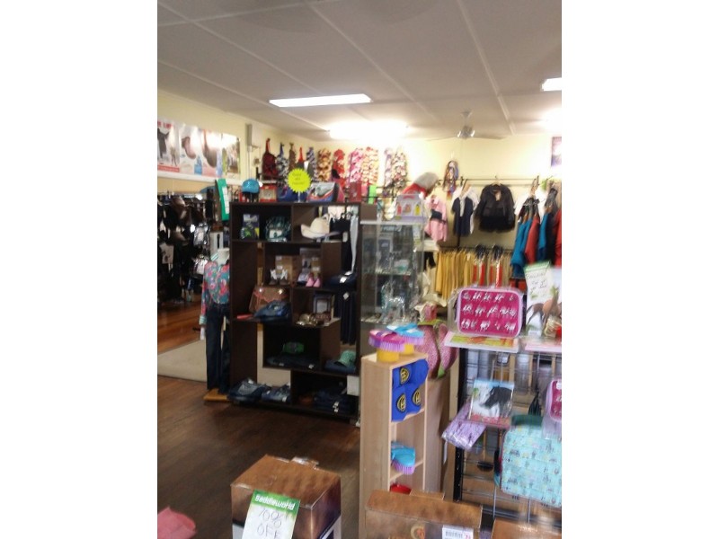 62 DOWNS STREET, Ipswich QLD 4305