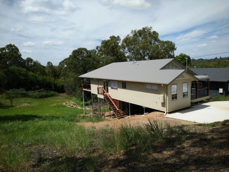 8 Harrison Street, North Ipswich QLD 4305
