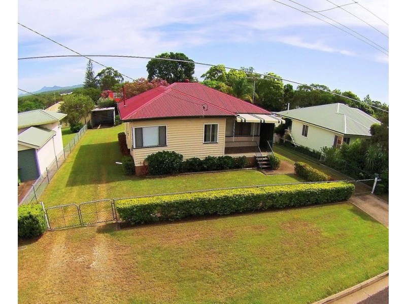 13 Morris Street, Silkstone QLD 4304