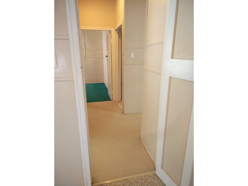 13 Morris Street, Silkstone QLD 4304