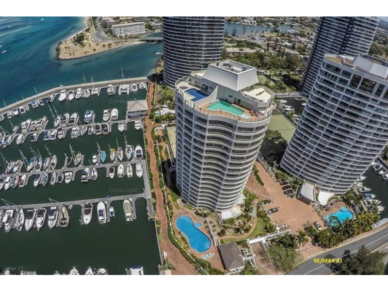 33/19 Oatland Esplanade, Runaway Bay QLD 4216