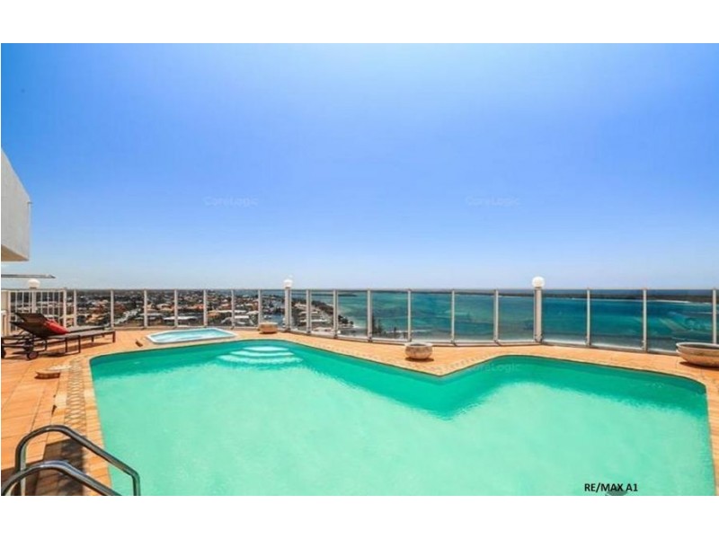 33/19 Oatland Esplanade, Runaway Bay QLD 4216