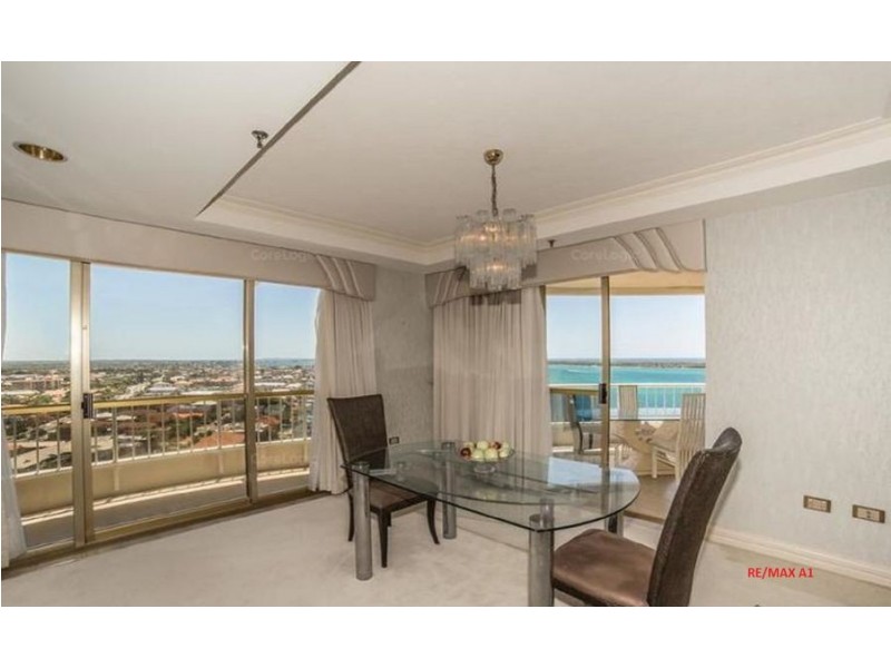 33/19 Oatland Esplanade, Runaway Bay QLD 4216