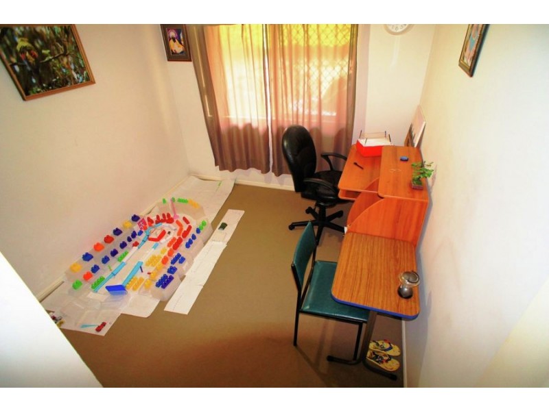 4 Maller Crescent, Redbank Plains QLD 4301