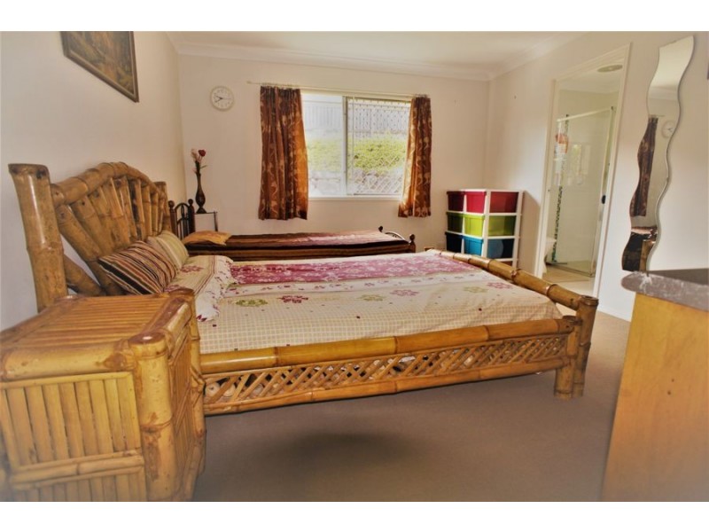 4 Maller Crescent, Redbank Plains QLD 4301
