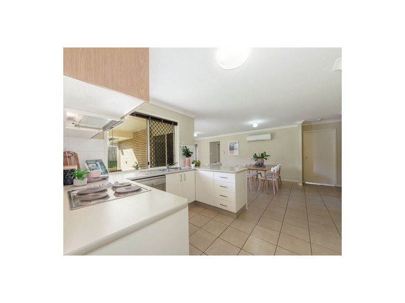 5 Josh Court, Flinders View QLD 4305