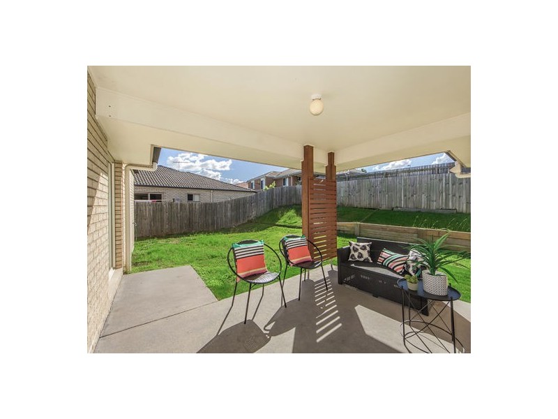 5 Josh Court, Flinders View QLD 4305