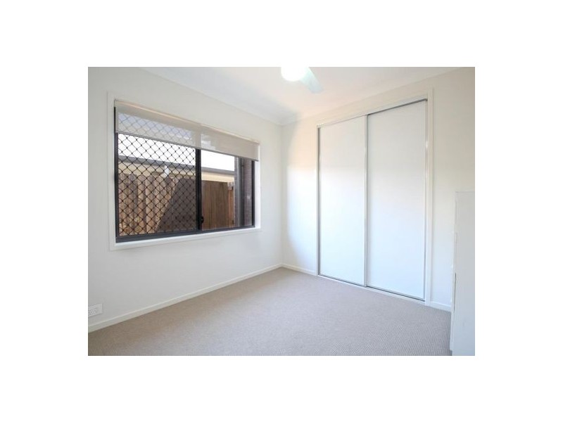 27 Lillypilly Drive, Ripley QLD 4306