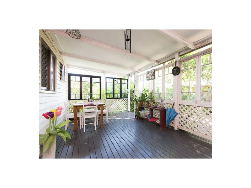 16 MACAULAY ST, Fernvale QLD 4306