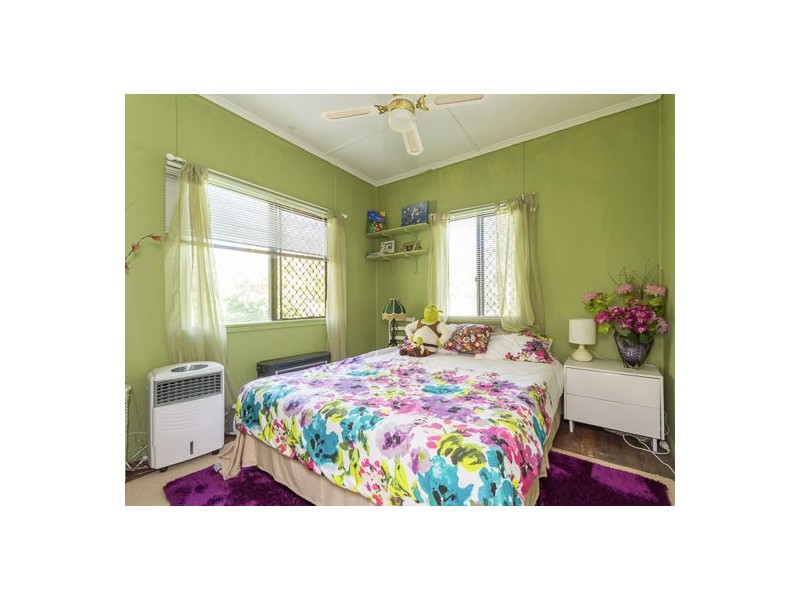 16 MACAULAY ST, Fernvale QLD 4306