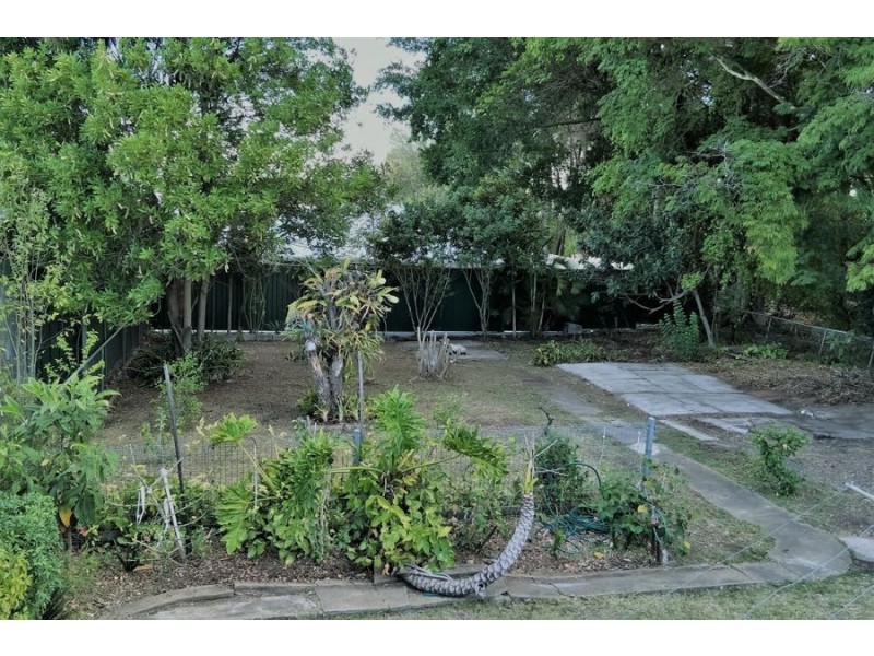 101 Blackstone Road, Silkstone QLD 4304