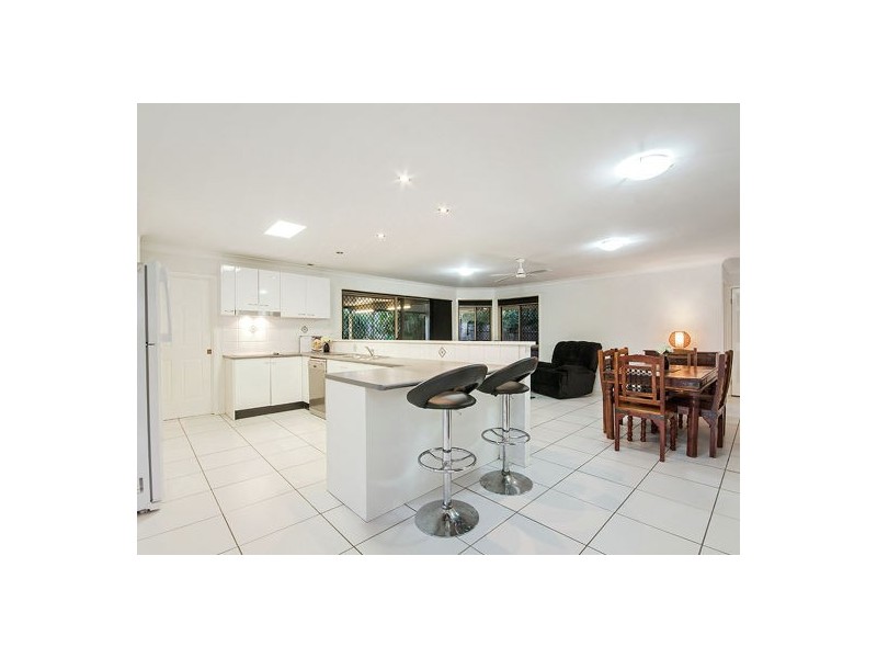 2 Palma Rosa Drive, Wulkuraka QLD 4305
