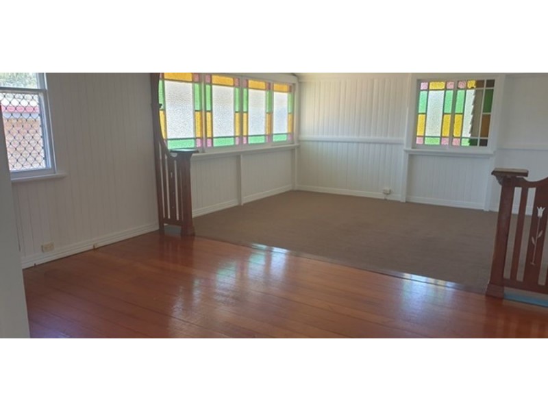 14 Freeman Street, North Ipswich QLD 4305