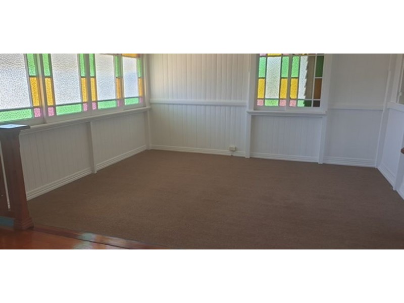 14 Freeman Street, North Ipswich QLD 4305
