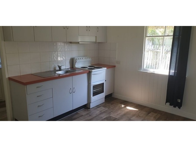 14 Freeman Street, North Ipswich QLD 4305