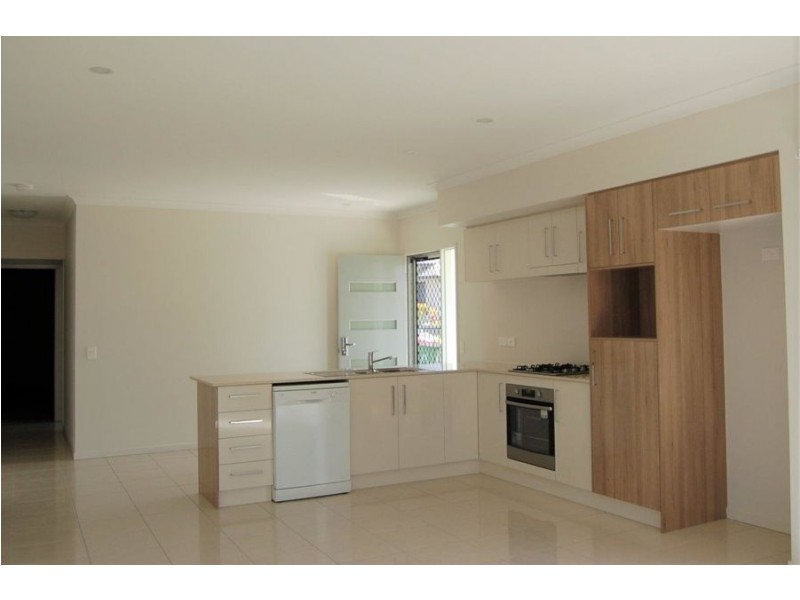 2 Koda St, Ripley QLD 4306