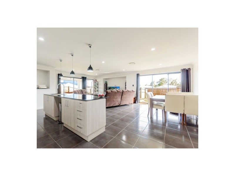 29 Foxtail Road, Ripley QLD 4306