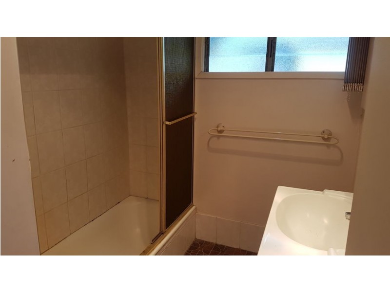 1 John Street, Redbank QLD 4301