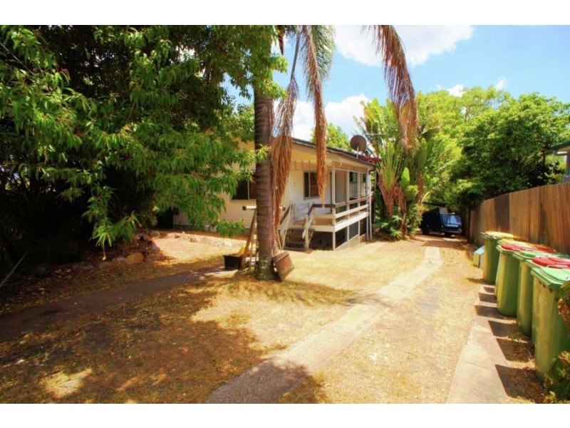 18 Farr Street, East Ipswich QLD 4305