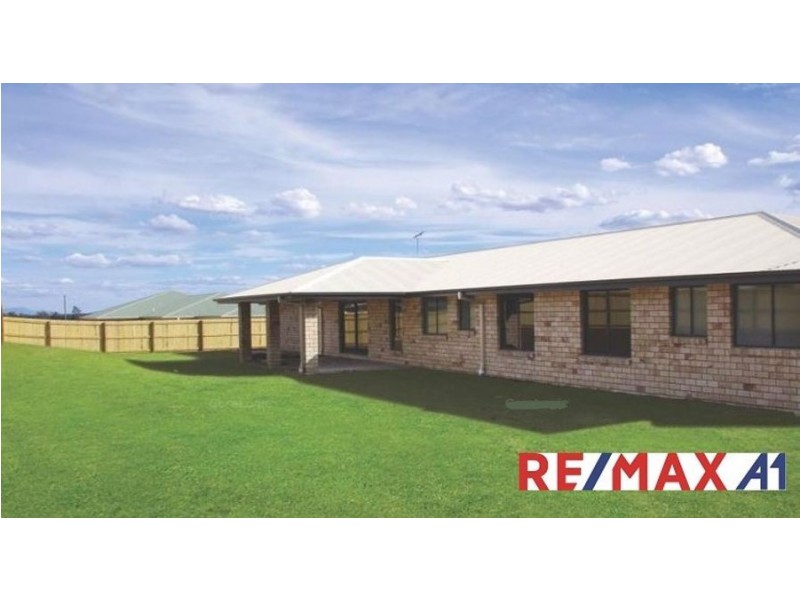 3 Iris Court, Yamanto QLD 4305