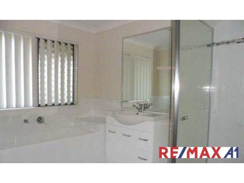 3 Iris Court, Yamanto QLD 4305