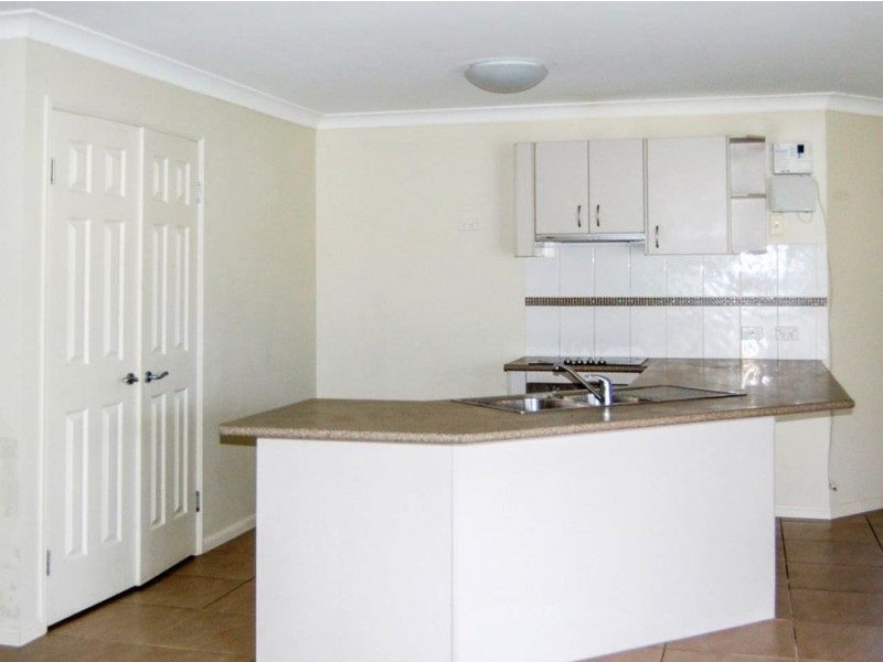 6 Sugars Place, Bundamba QLD 4304
