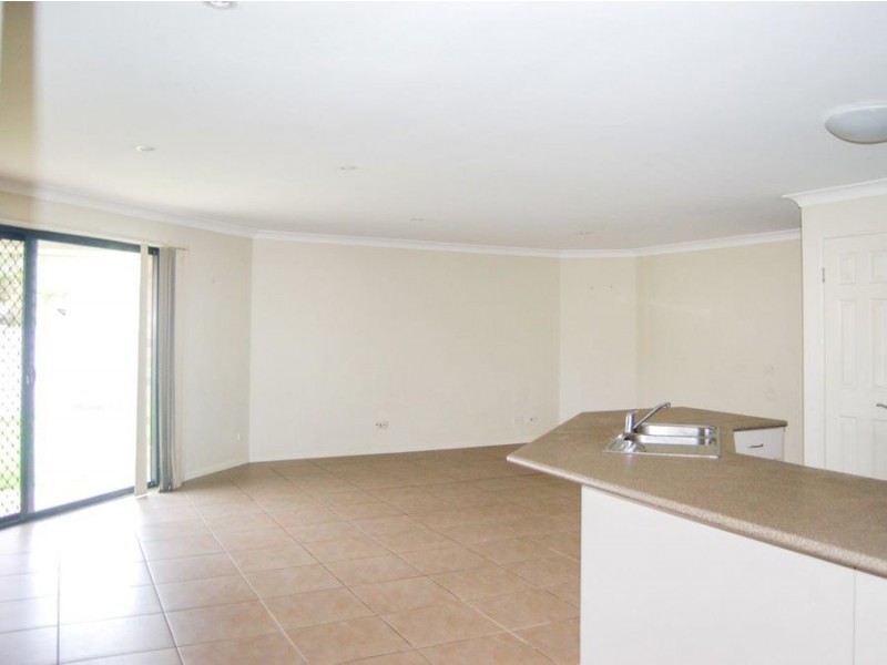 6 Sugars Place, Bundamba QLD 4304