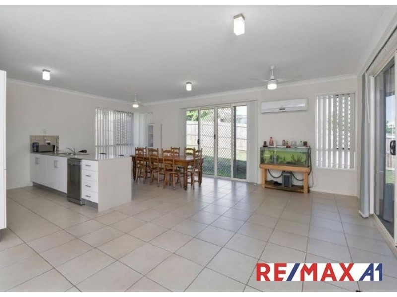 13 Iris Court, Yamanto QLD 4305