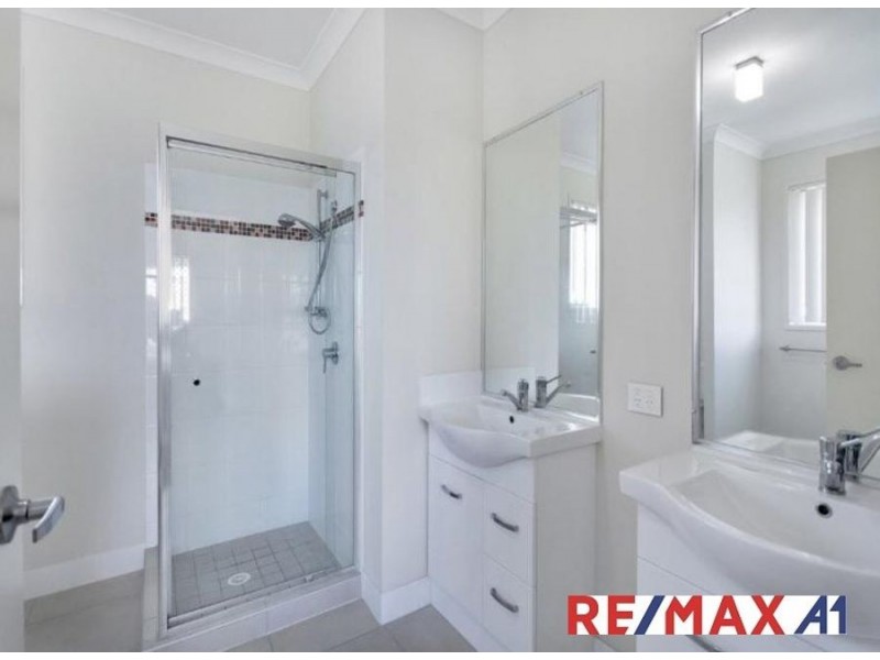 13 Iris Court, Yamanto QLD 4305