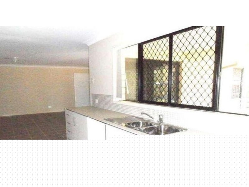 38 Neilson Crescent, Riverview QLD 4303