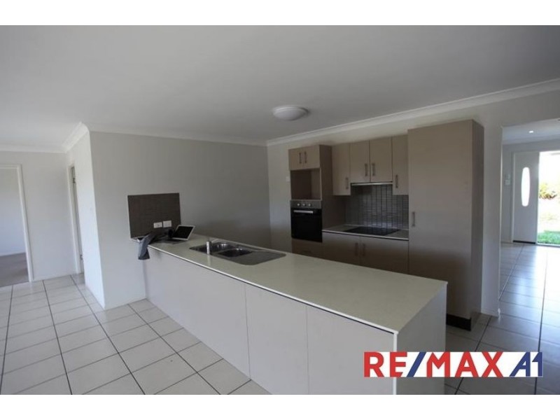 7 Conway Street, Riverview QLD 4303