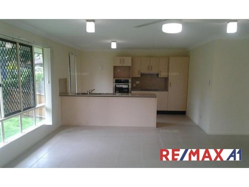 11 Conway Street, Riverview QLD 4303