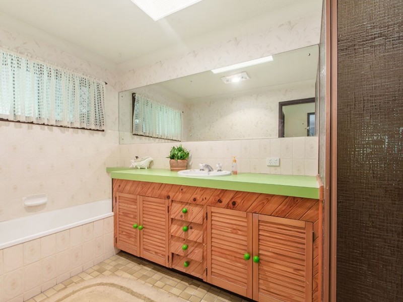 10-30 Violet Road, Greenbank QLD 4124