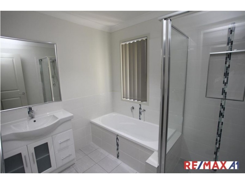 12 MacBride Court, Collingwood Park QLD 4301