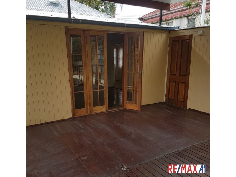 8 Hawthorne Street, Sadliers Crossing, Ipswich QLD 4305