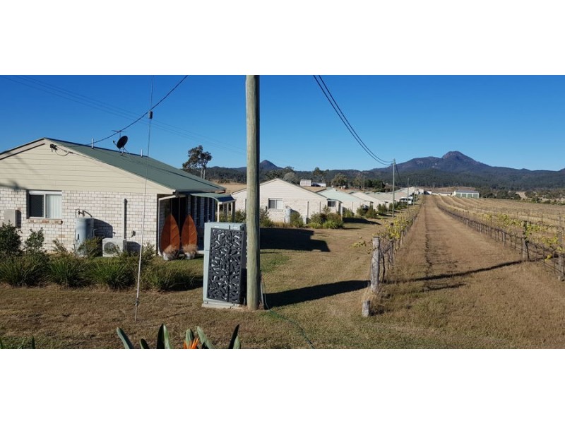 Peak Crossing QLD 4306