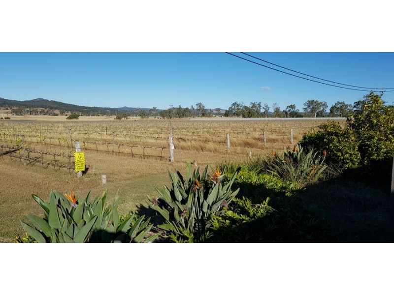 Peak Crossing QLD 4306