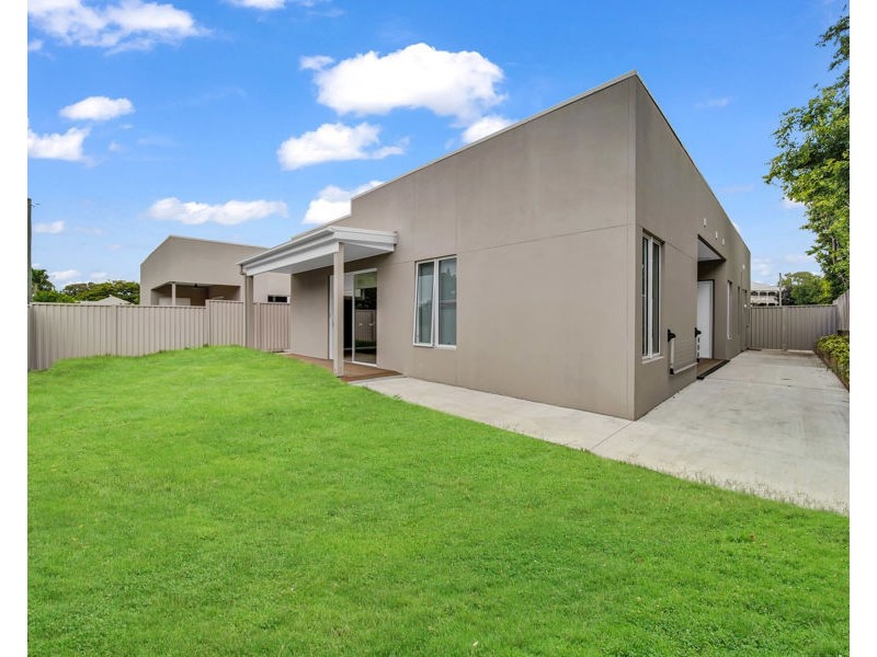 81 Brisbane Road, Bundamba QLD 4304