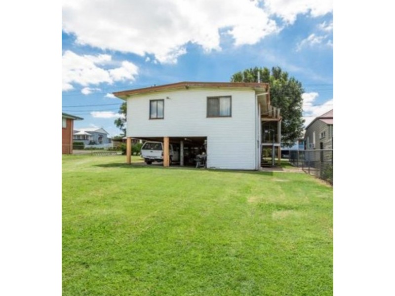 34 STAFFORD STREET, Booval QLD 4304