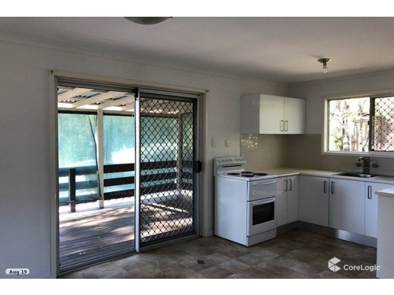 13 MEYERS ST, Churchill QLD 4305
