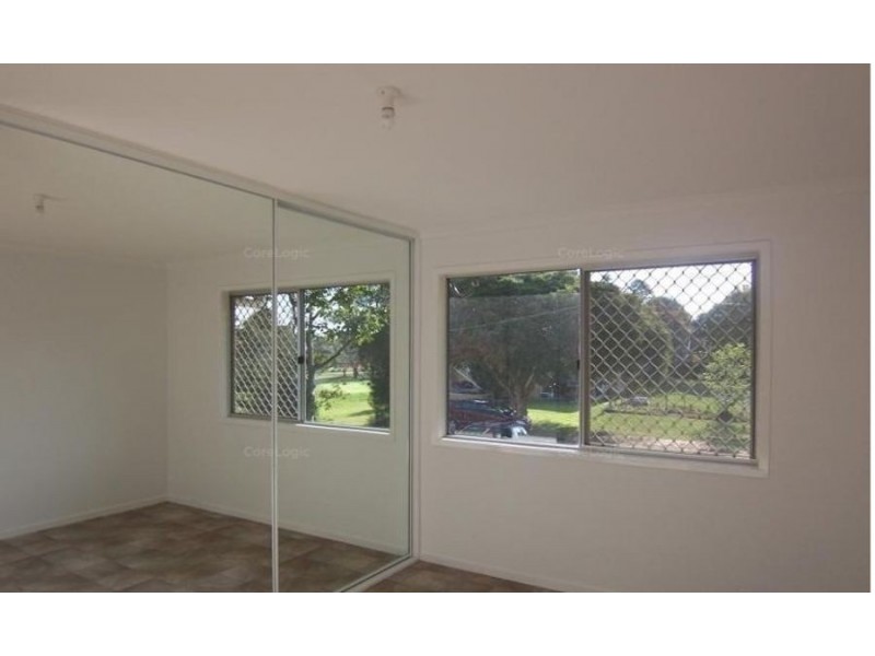 13 MEYERS ST, Churchill QLD 4305