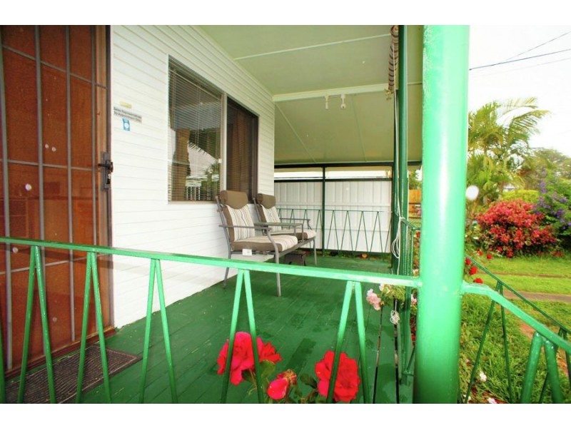 23 Vivian St, Eastern Heights QLD 4305