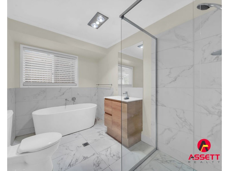 21 Waterford Road, Gailes QLD 4300