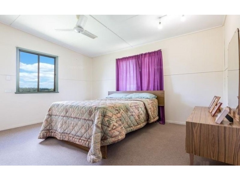 34 STAFFORD STREET, Booval QLD 4304