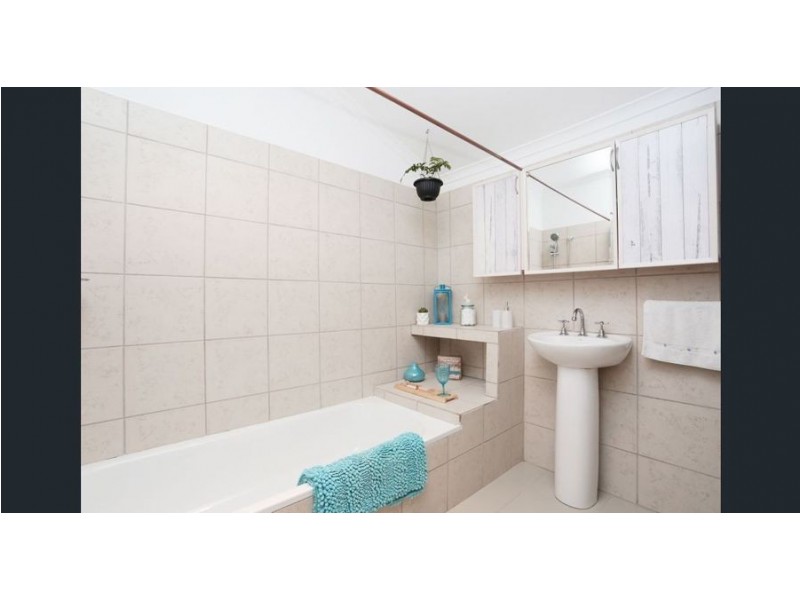 62 Alice Street, Goodna QLD 4300