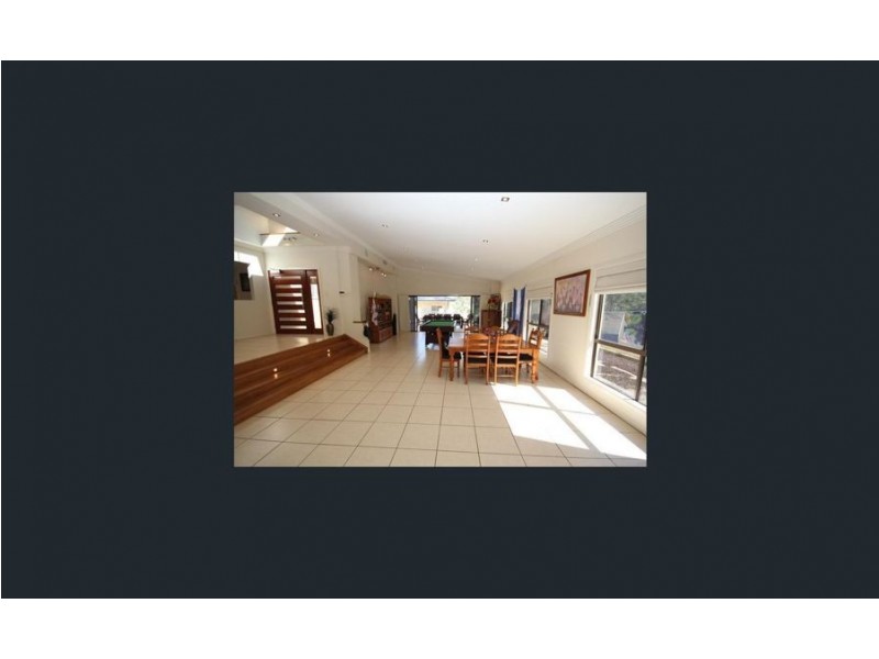 8 Eugene Street, Bellbird Park QLD 4300