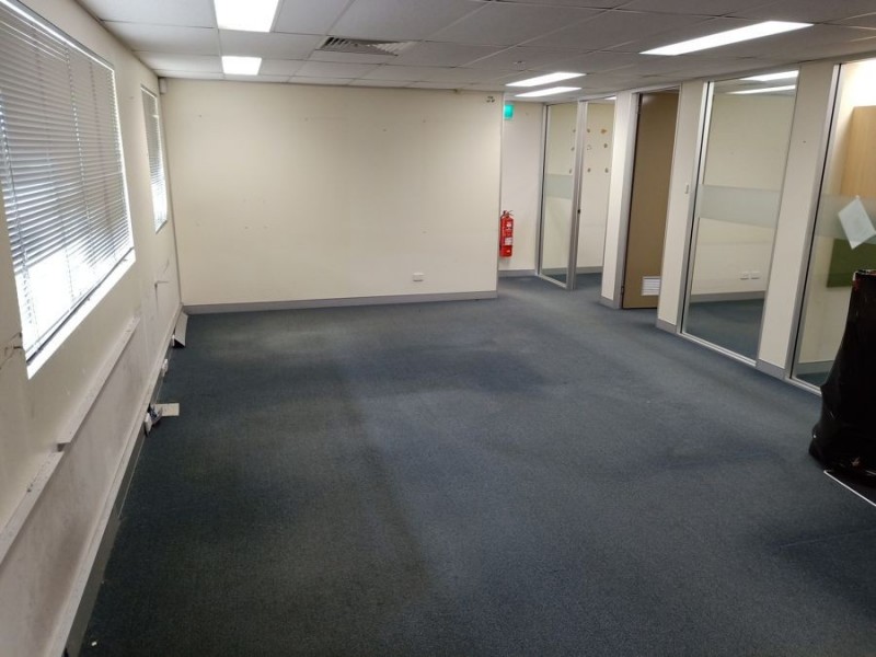 11 William Street, Blackstone QLD 4304