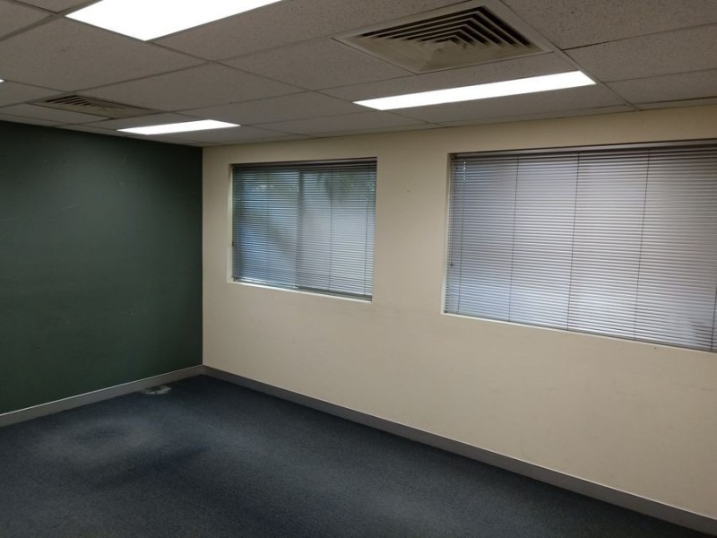 11 William Street, Blackstone QLD 4304