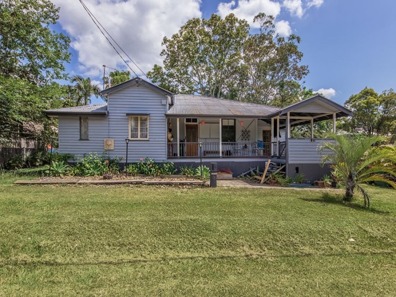 2A Ferguson Street, North Ipswich QLD 4305