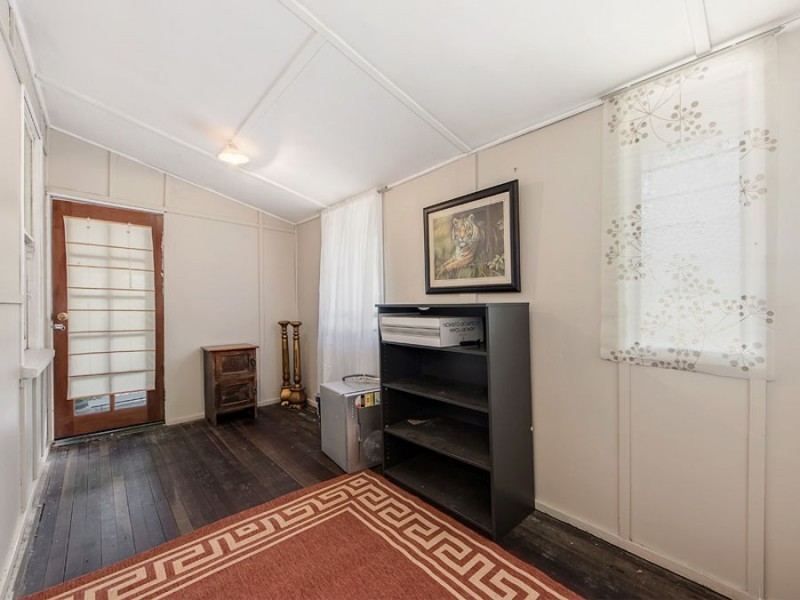 2A Ferguson Street, North Ipswich QLD 4305